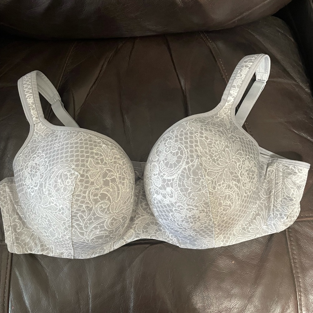 Cacique Bra 44C